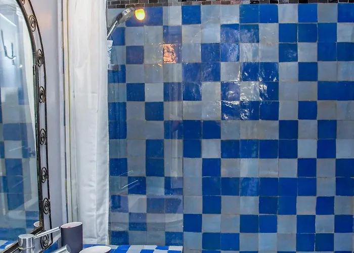 Oberkampf דירה *